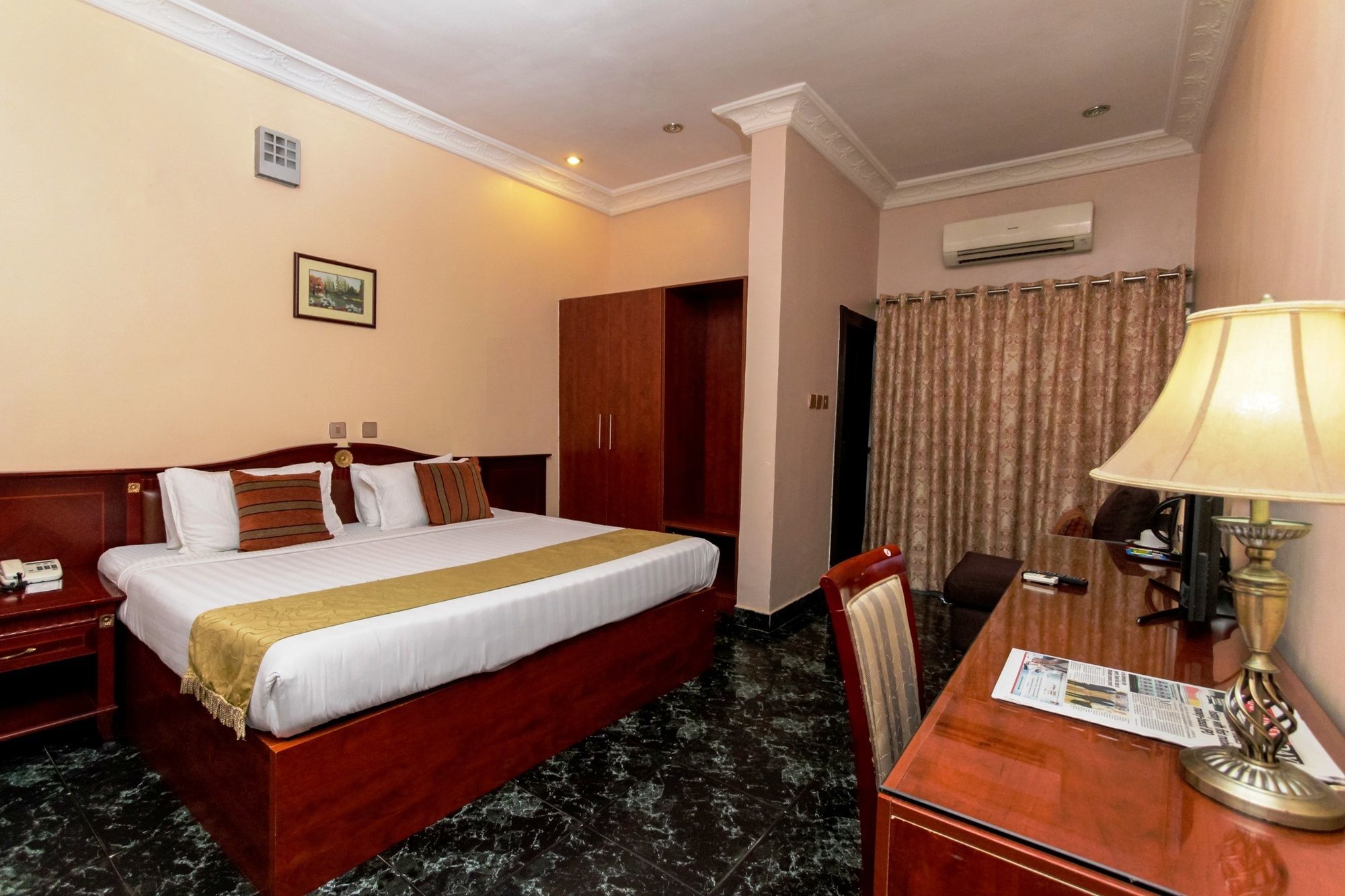 Sunfit - Fitness, Spa, Accommodation Aliayabiagba Exterior foto